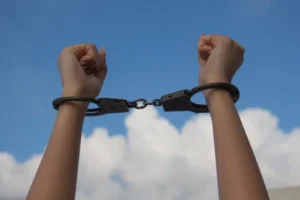 بررسی جامع طرحواره وابستگی